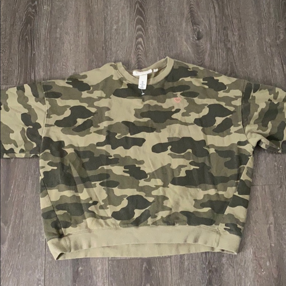 H&M Camouflage Sweatshirt!